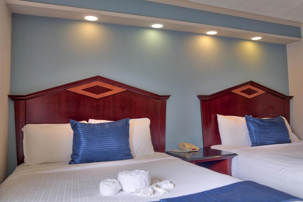 Room image 4
