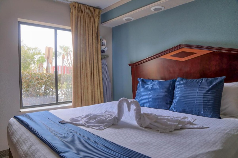 Room image 3